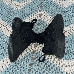 Black 5C Nike presto shoes